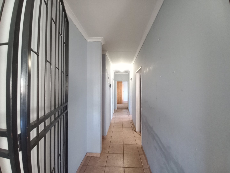 3 Bedroom Property for Sale in Rensburg Gauteng