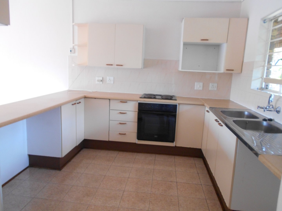 To Let 2 Bedroom Property for Rent in Zwartkop Gauteng