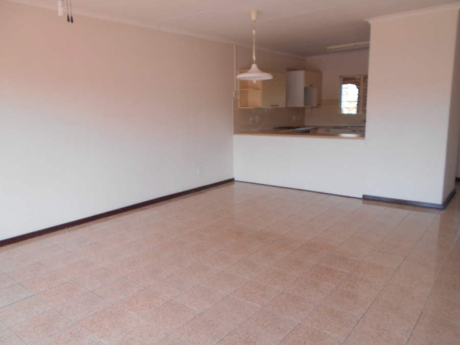 To Let 2 Bedroom Property for Rent in Zwartkop Gauteng