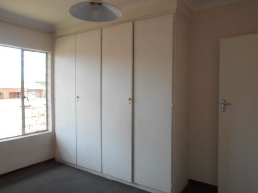 To Let 2 Bedroom Property for Rent in Zwartkop Gauteng