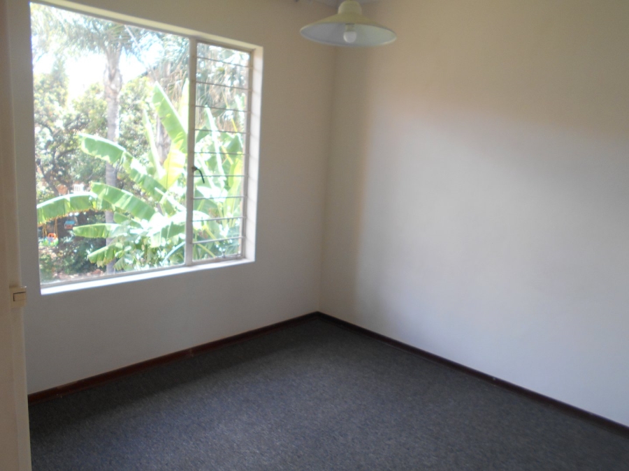 To Let 2 Bedroom Property for Rent in Zwartkop Gauteng