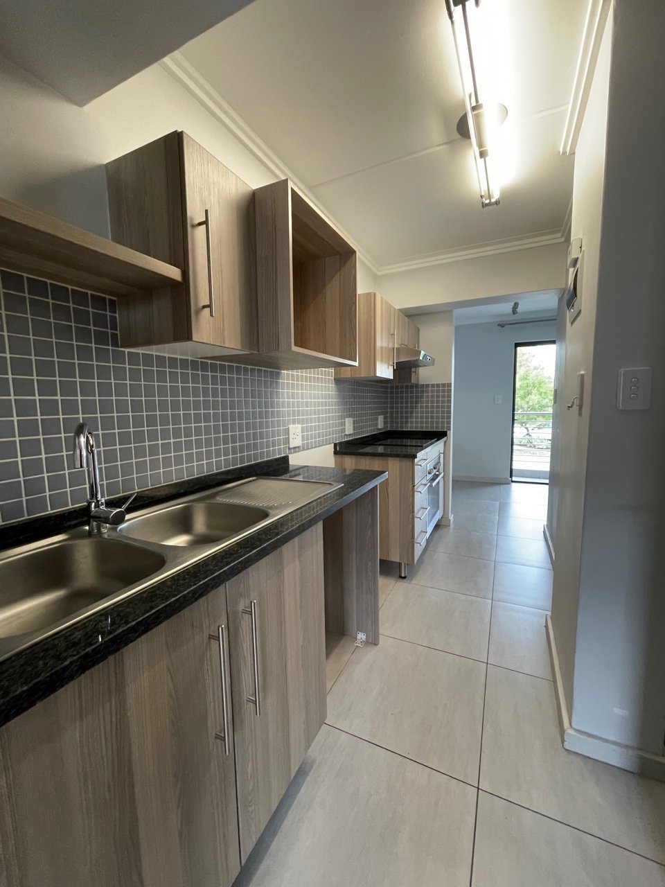 1 Bedroom Property for Sale in Sebenza Gauteng