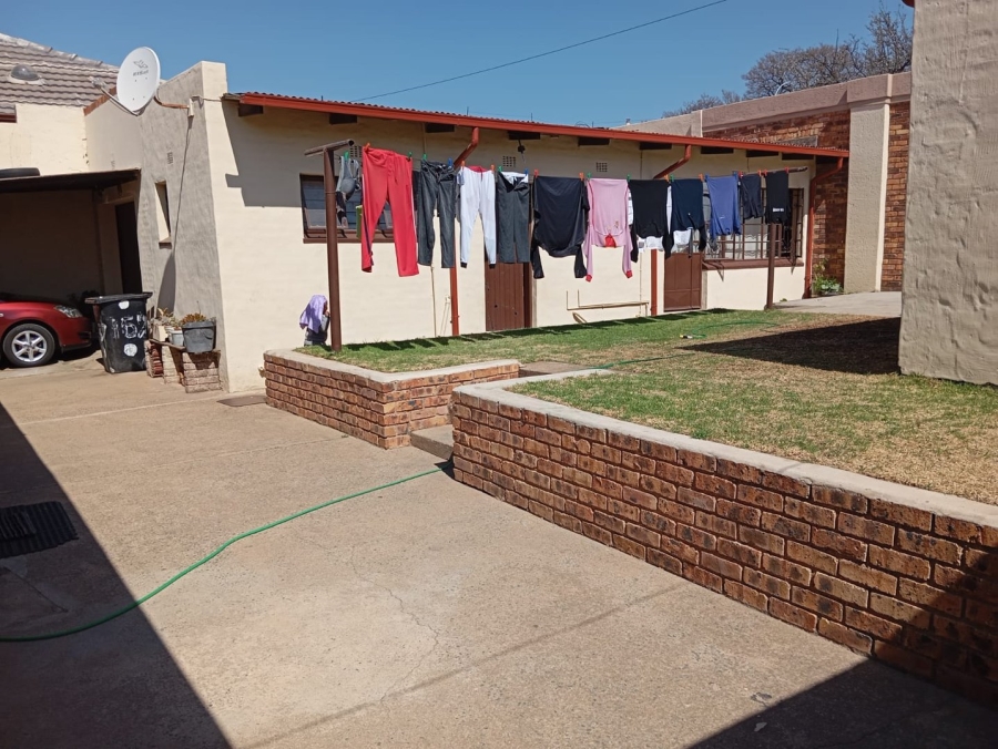 3 Bedroom Property for Sale in Rosettenville Gauteng