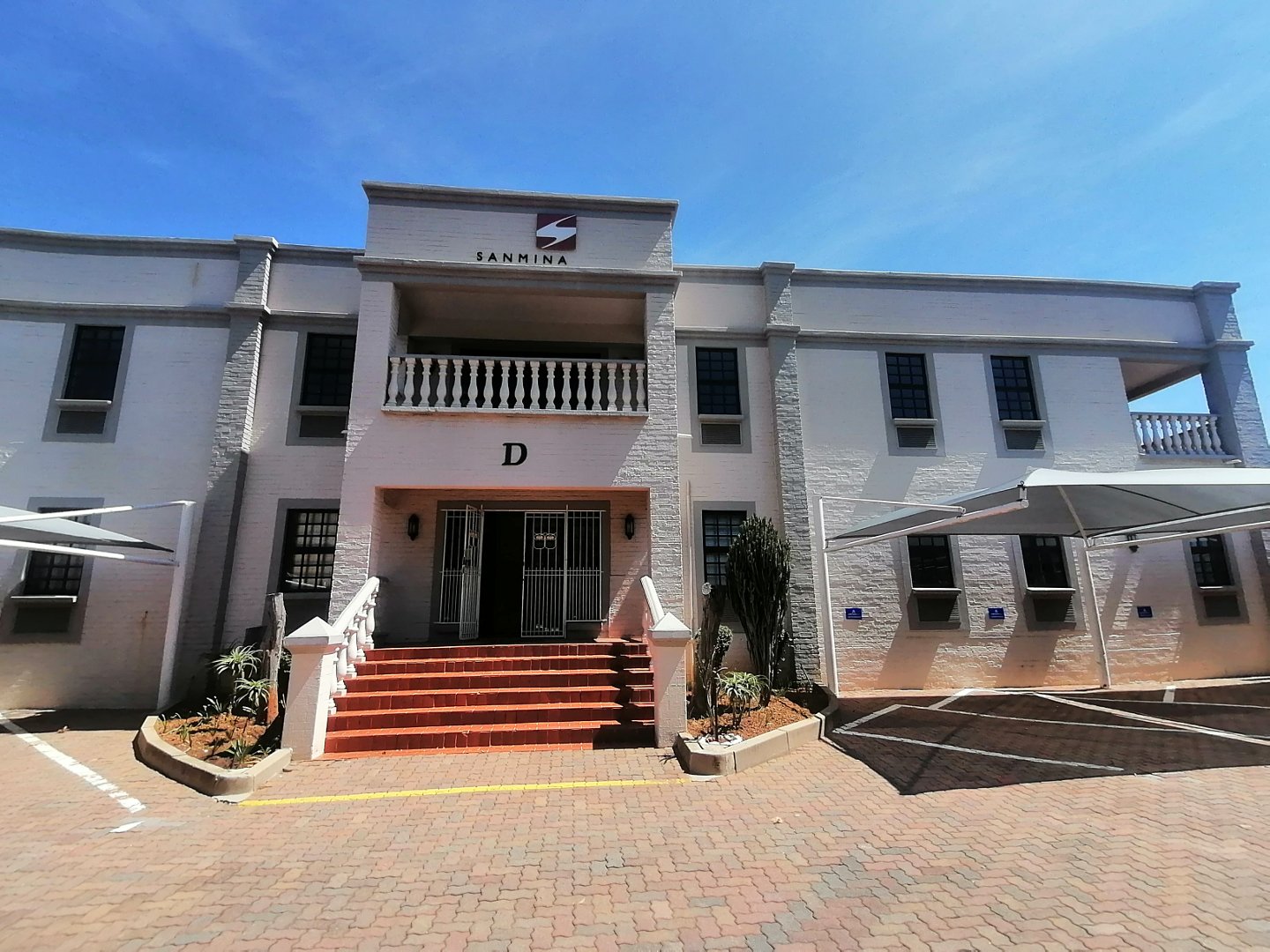 To Let commercial Property for Rent in Eastgate Gauteng