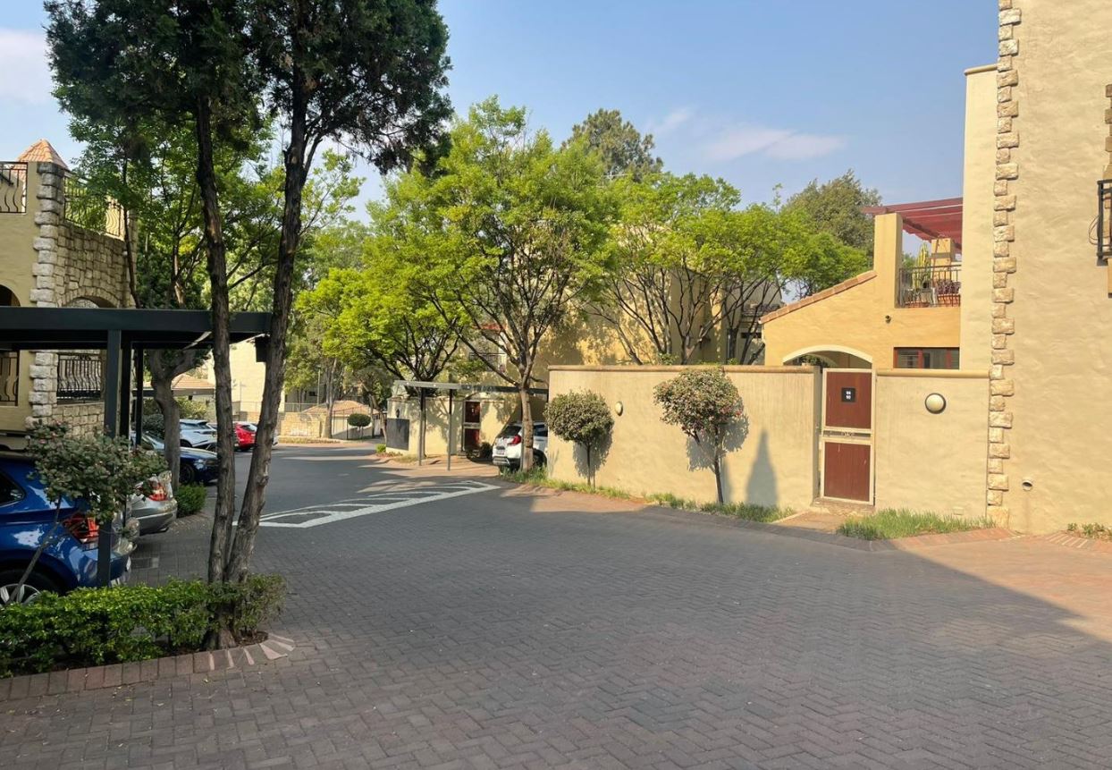 To Let 2 Bedroom Property for Rent in Morningside Ext 40 Gauteng