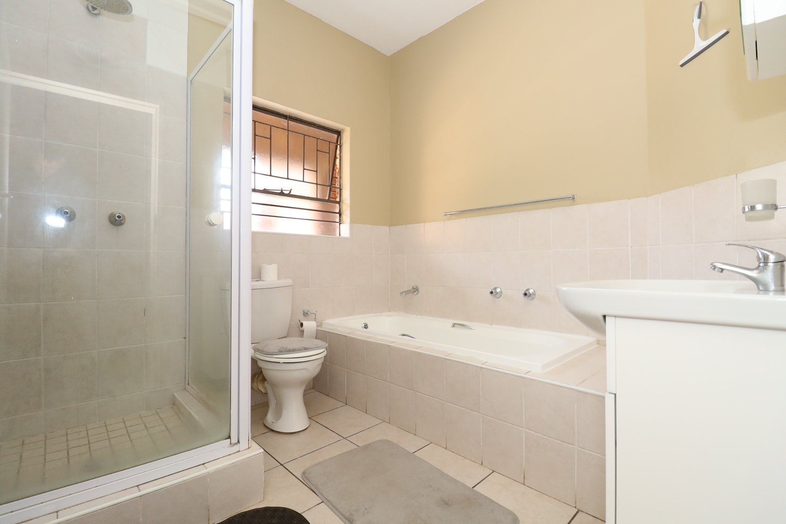 2 Bedroom Property for Sale in Ruimsig Gauteng