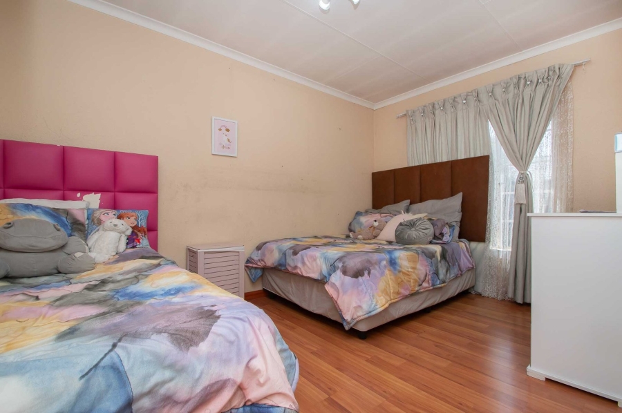 3 Bedroom Property for Sale in Wilgeheuwel Gauteng