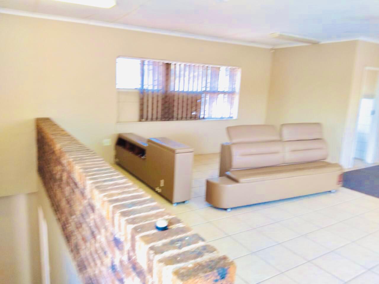 5 Bedroom Property for Sale in Suideroord Gauteng