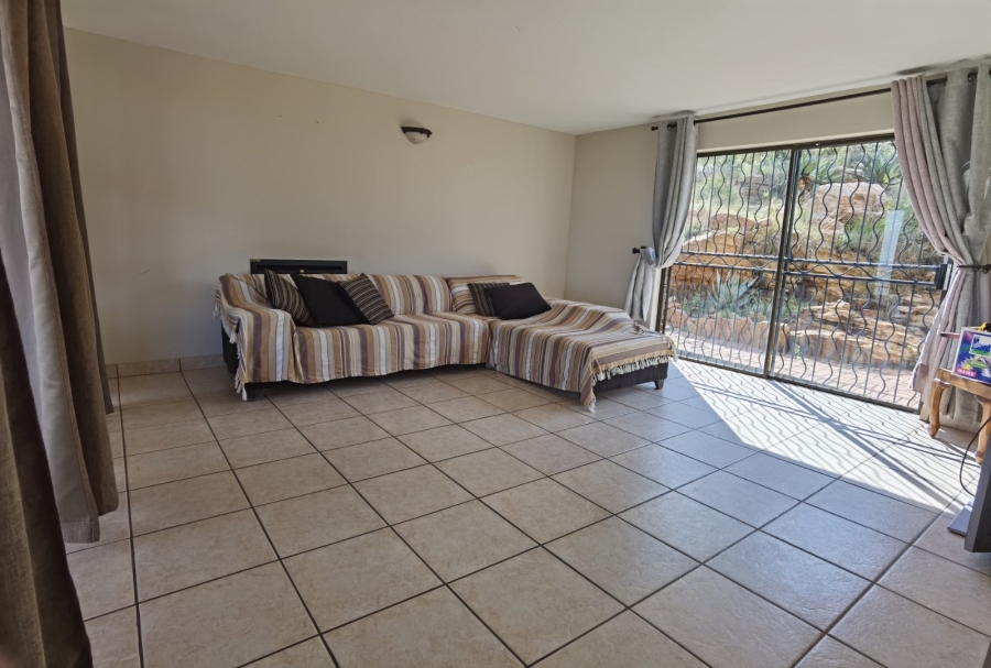 5 Bedroom Property for Sale in Bronkhorstbaai Gauteng