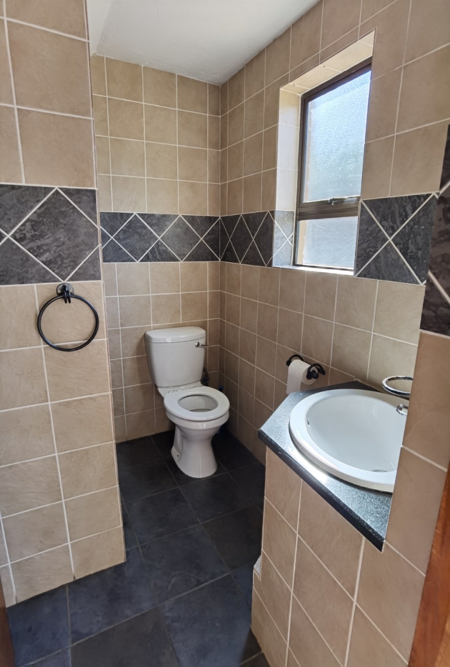 5 Bedroom Property for Sale in Bronkhorstbaai Gauteng