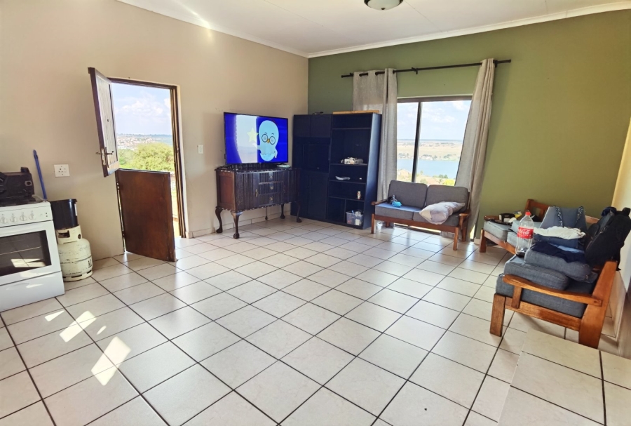 5 Bedroom Property for Sale in Bronkhorstbaai Gauteng