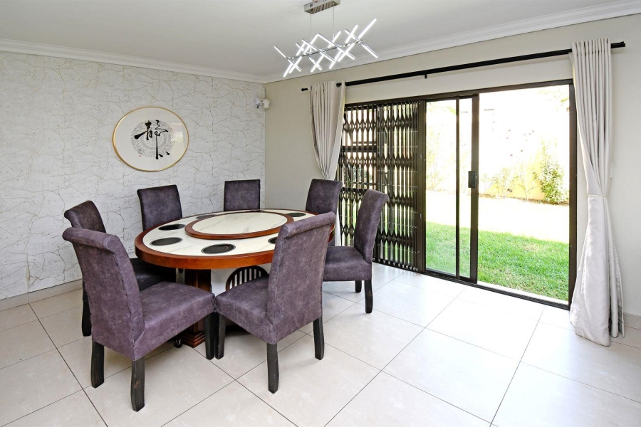 3 Bedroom Property for Sale in Broadacres Gauteng