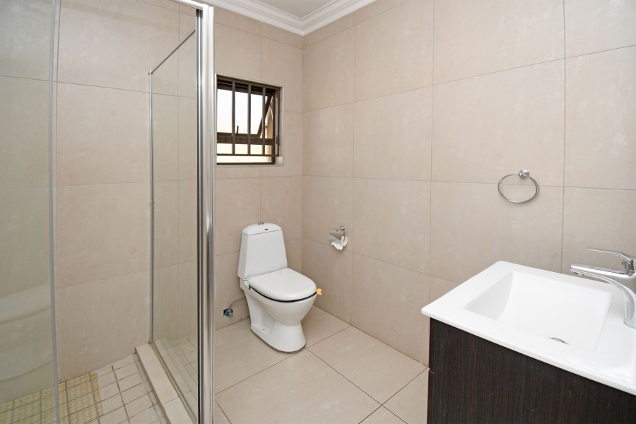 3 Bedroom Property for Sale in Broadacres Gauteng