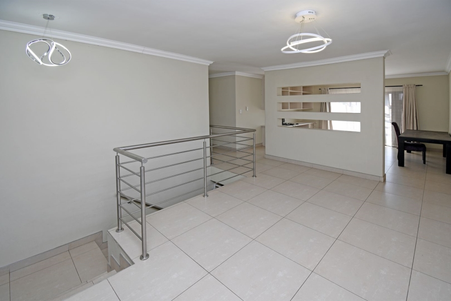 3 Bedroom Property for Sale in Broadacres Gauteng