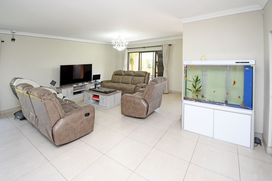 3 Bedroom Property for Sale in Broadacres Gauteng