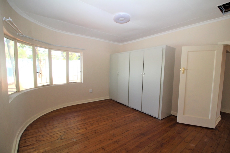 To Let 5 Bedroom Property for Rent in Valhalla Gauteng