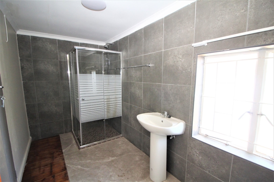 To Let 5 Bedroom Property for Rent in Valhalla Gauteng