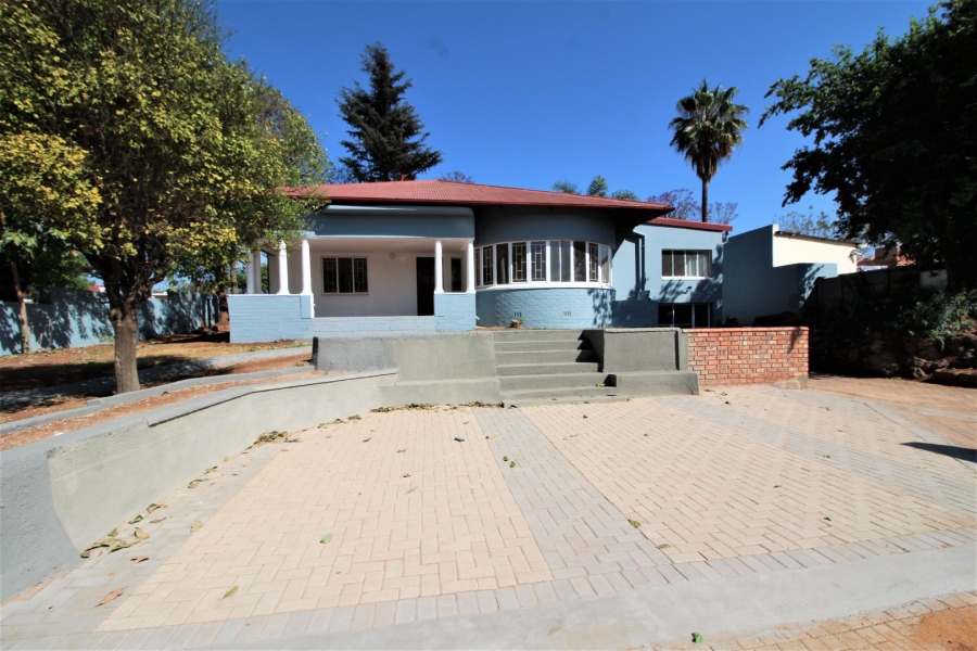 To Let 5 Bedroom Property for Rent in Valhalla Gauteng