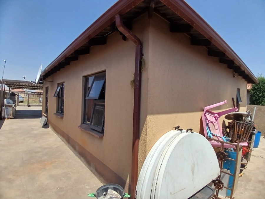 3 Bedroom Property for Sale in Groeneweide Gauteng