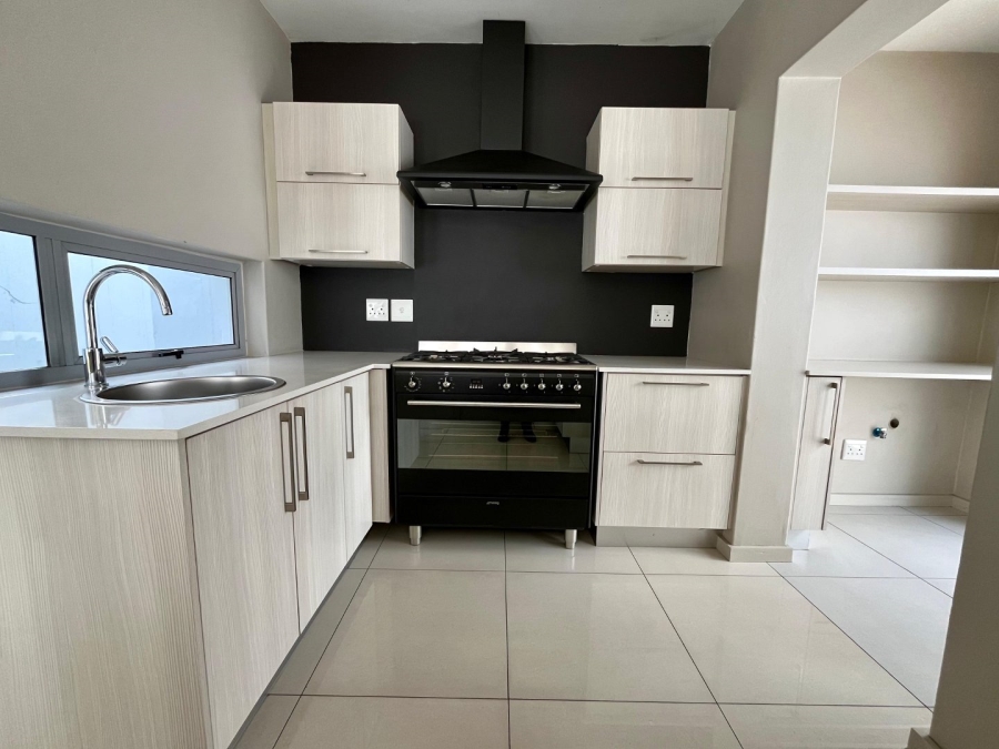 3 Bedroom Property for Sale in Bryanston Gauteng