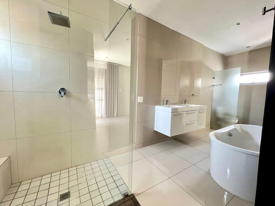 3 Bedroom Property for Sale in Bryanston Gauteng