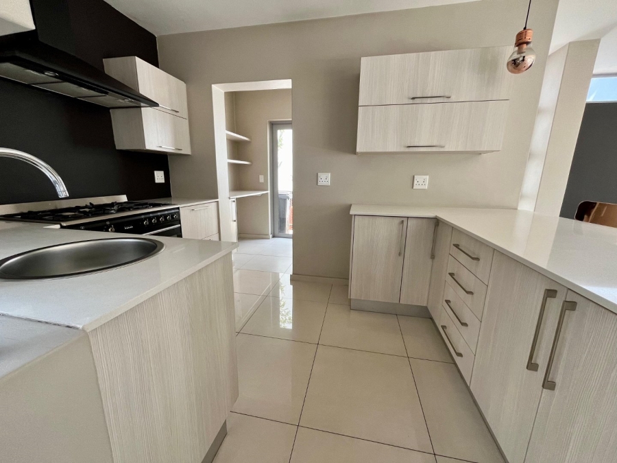 3 Bedroom Property for Sale in Bryanston Gauteng