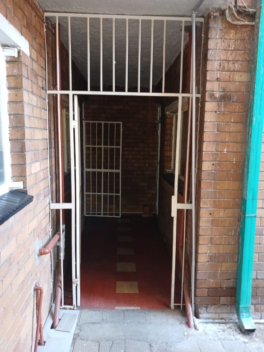 2 Bedroom Property for Sale in Elsburg Gauteng