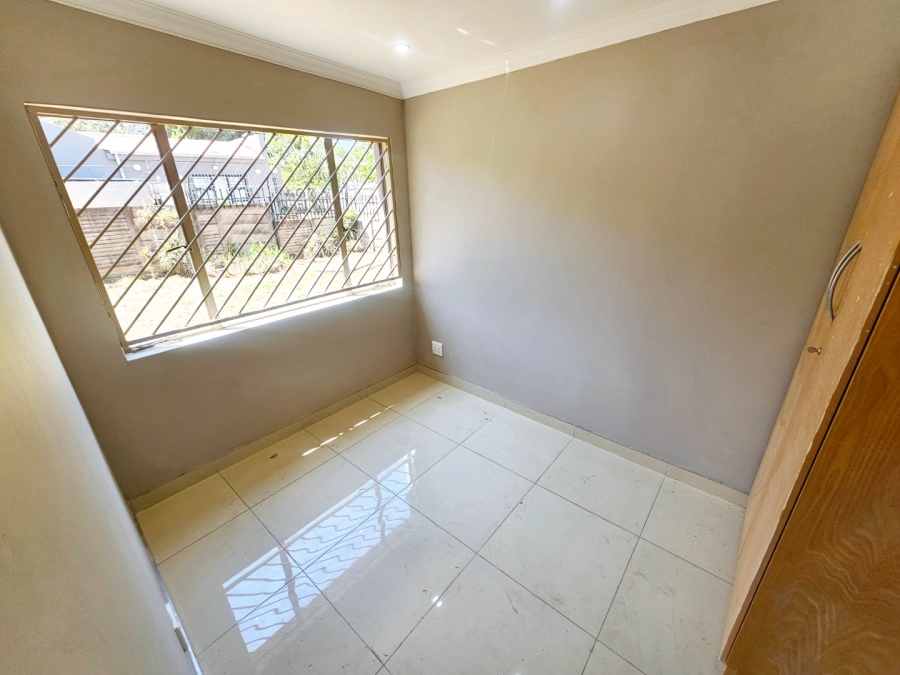 To Let 3 Bedroom Property for Rent in Erasmia Gauteng