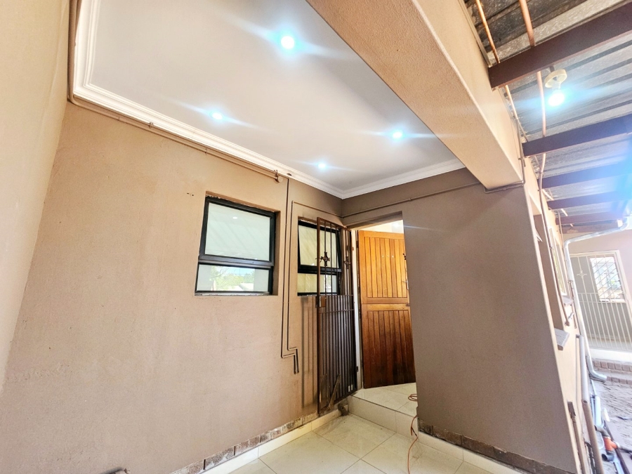 To Let 3 Bedroom Property for Rent in Erasmia Gauteng