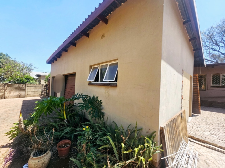 To Let 3 Bedroom Property for Rent in Erasmia Gauteng