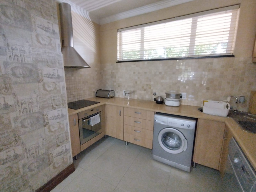 To Let 2 Bedroom Property for Rent in Bedfordview Gauteng