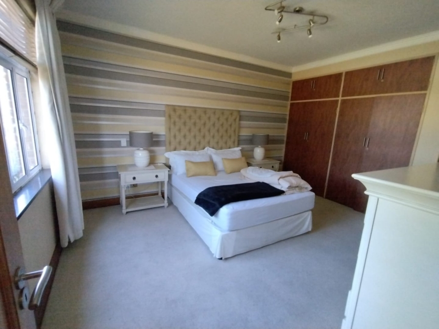 To Let 2 Bedroom Property for Rent in Bedfordview Gauteng