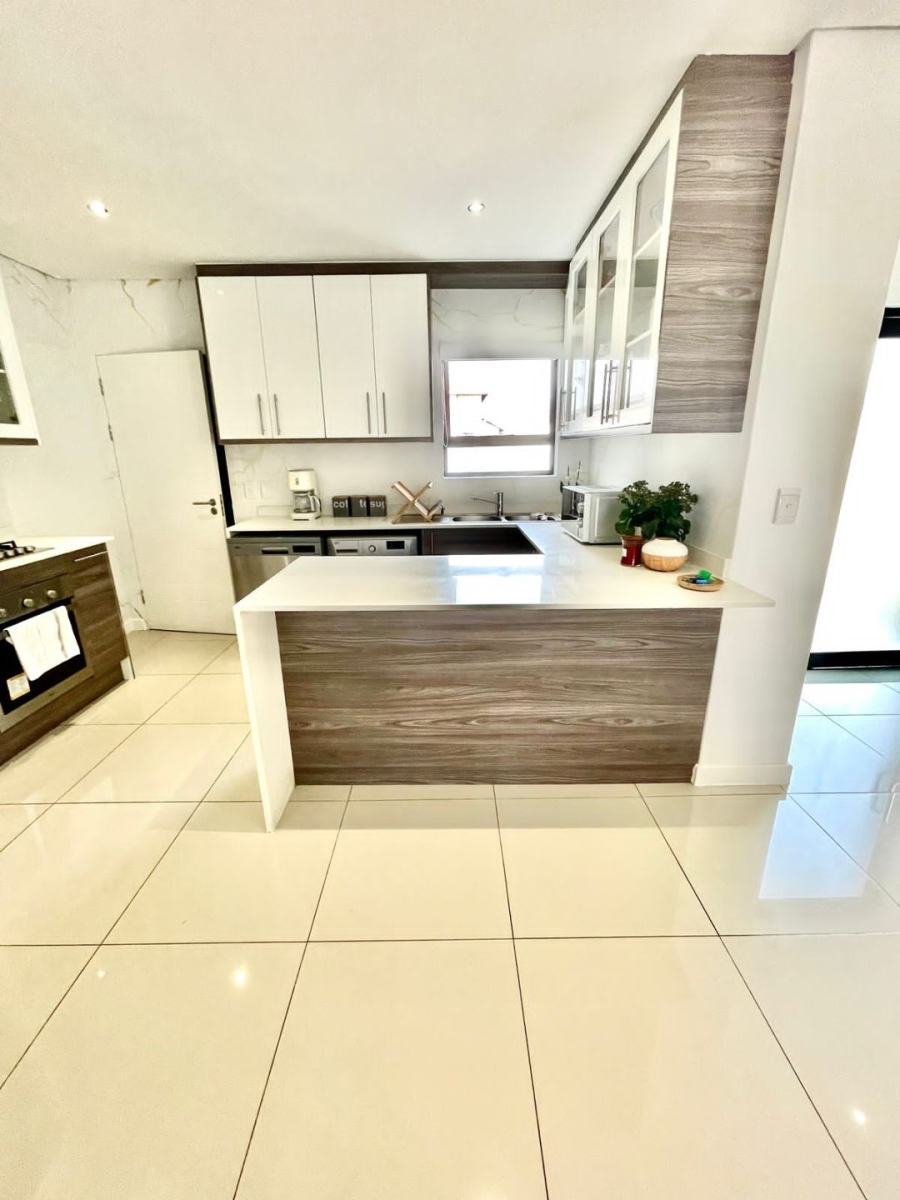 To Let 3 Bedroom Property for Rent in Edenvale Central Gauteng