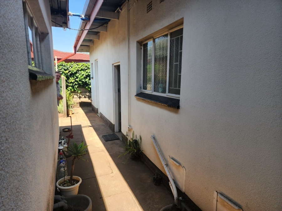 To Let 3 Bedroom Property for Rent in Witfield Gauteng