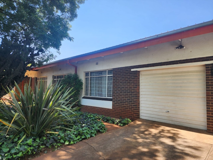 To Let 3 Bedroom Property for Rent in Witfield Gauteng