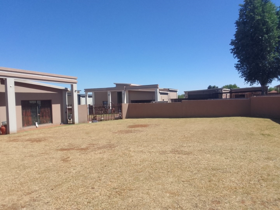 To Let 3 Bedroom Property for Rent in Bergsig Gauteng