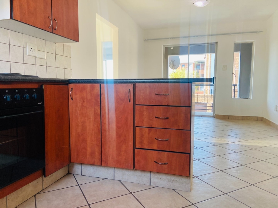 2 Bedroom Property for Sale in Vorna Valley Gauteng