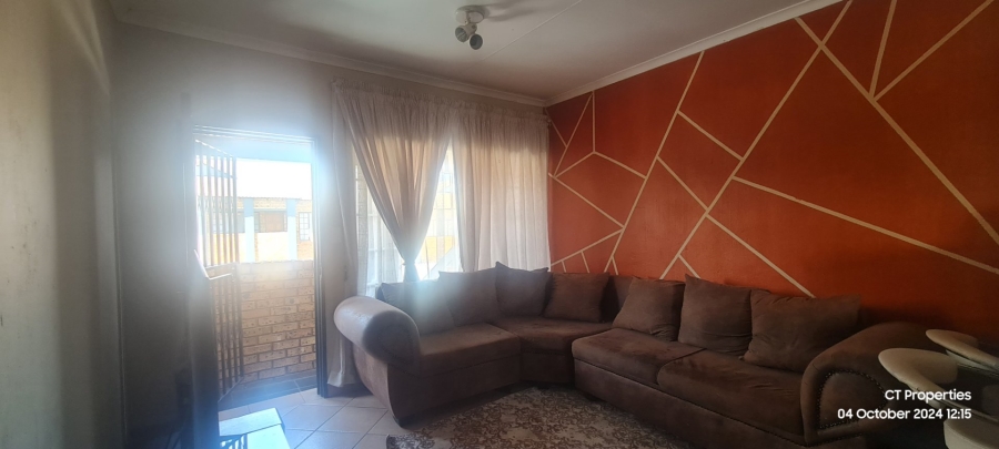 2 Bedroom Property for Sale in Elspark Gauteng