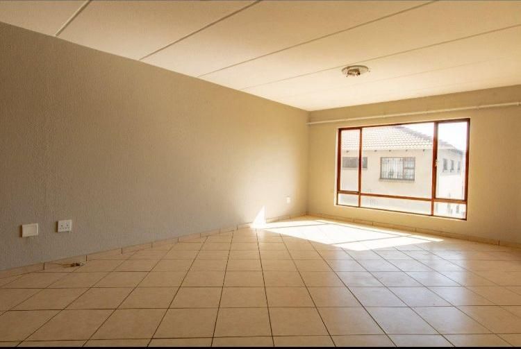 To Let 3 Bedroom Property for Rent in Meyersdal Gauteng