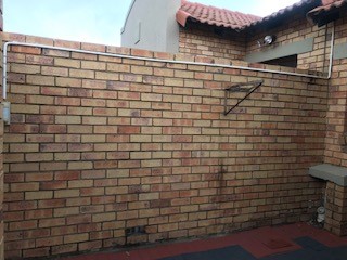 To Let 2 Bedroom Property for Rent in Monavoni Gauteng