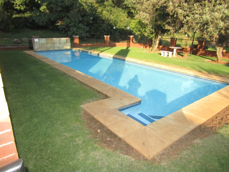 2 Bedroom Property for Sale in Glenvista Gauteng