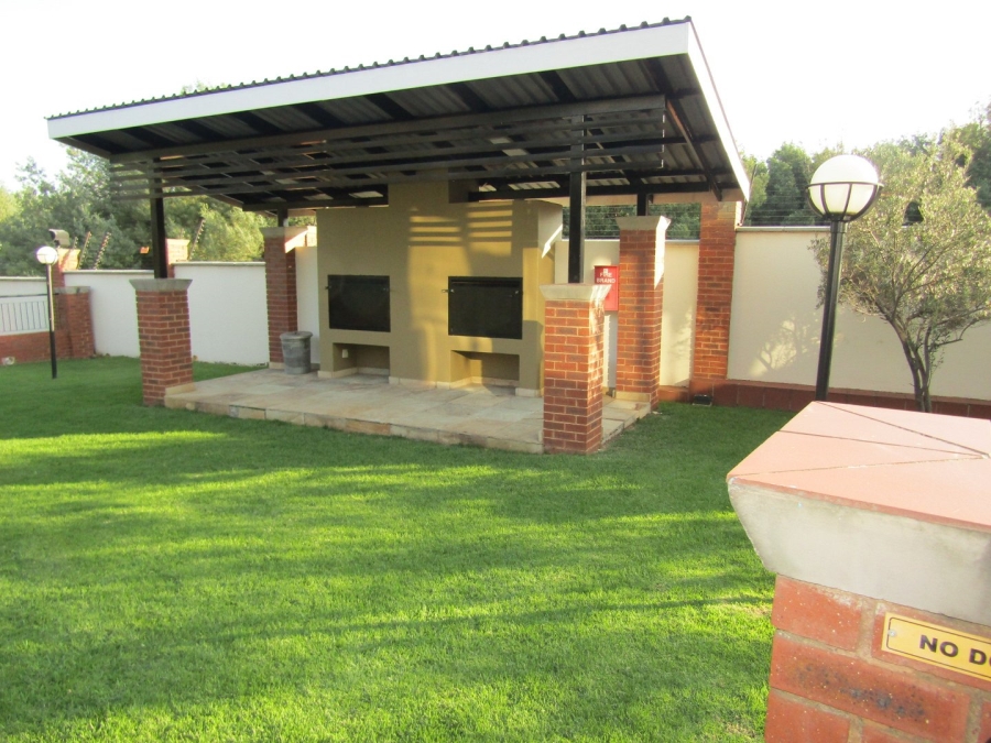 2 Bedroom Property for Sale in Glenvista Gauteng