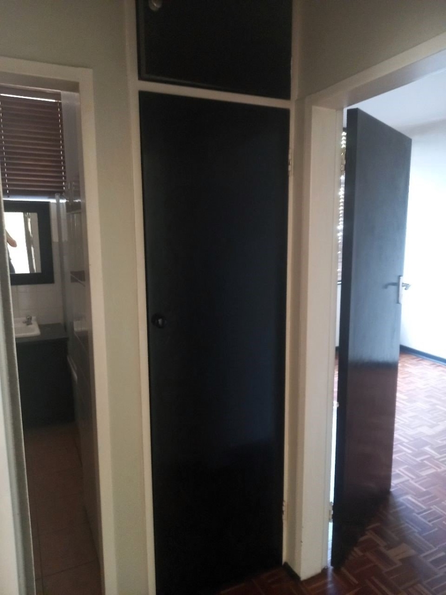 To Let 2 Bedroom Property for Rent in Groenkloof Gauteng