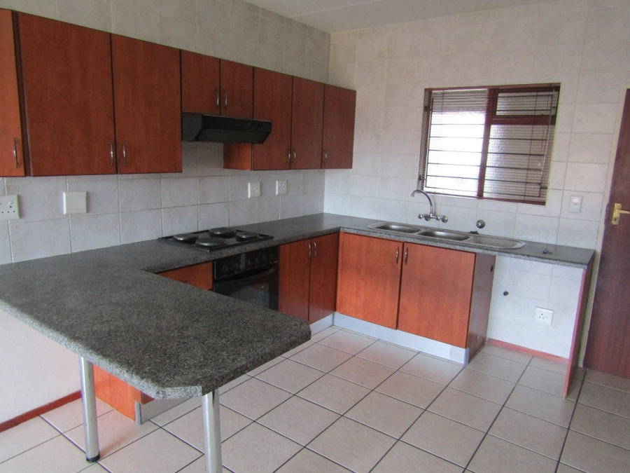 2 Bedroom Property for Sale in Winchester Hills Gauteng