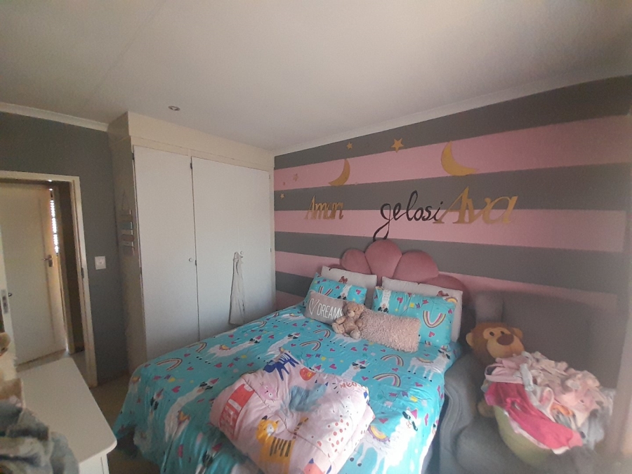 3 Bedroom Property for Sale in Annlin Gauteng