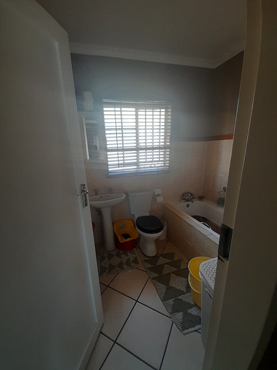 3 Bedroom Property for Sale in Annlin Gauteng