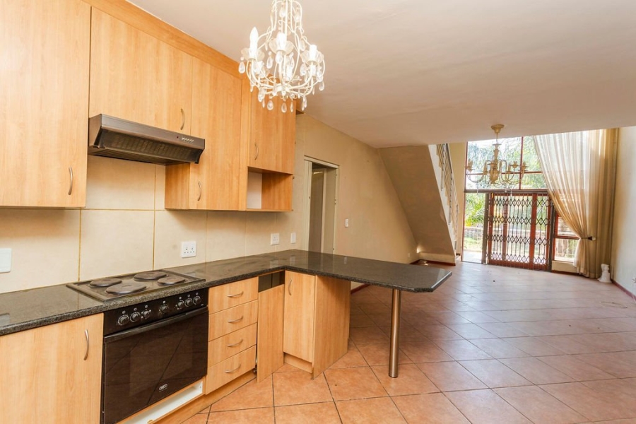 3 Bedroom Property for Sale in Sugar Bush Estate Gauteng