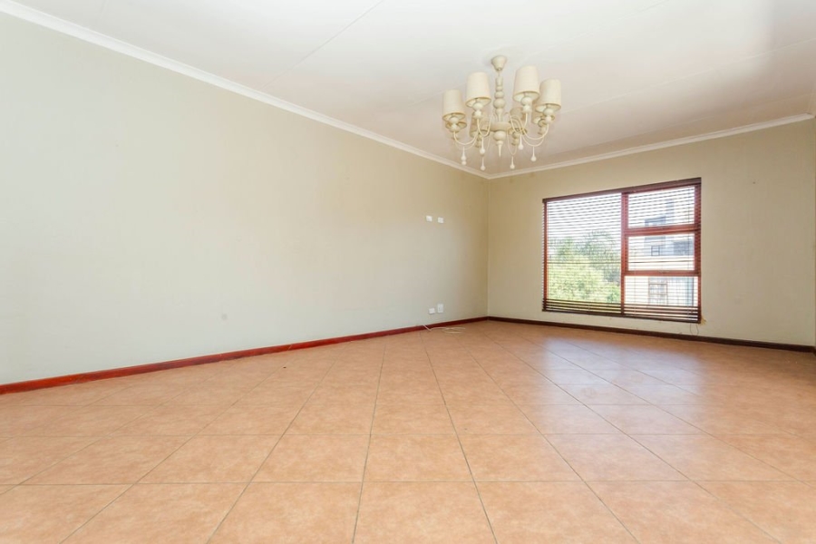 3 Bedroom Property for Sale in Sugar Bush Estate Gauteng