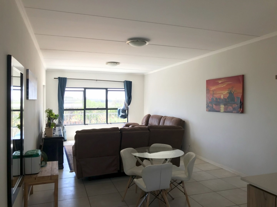 2 Bedroom Property for Sale in Crowthorne AH Gauteng