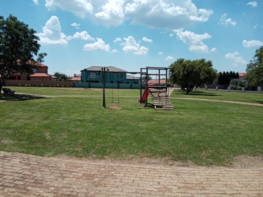 To Let 3 Bedroom Property for Rent in Celtisdal Gauteng